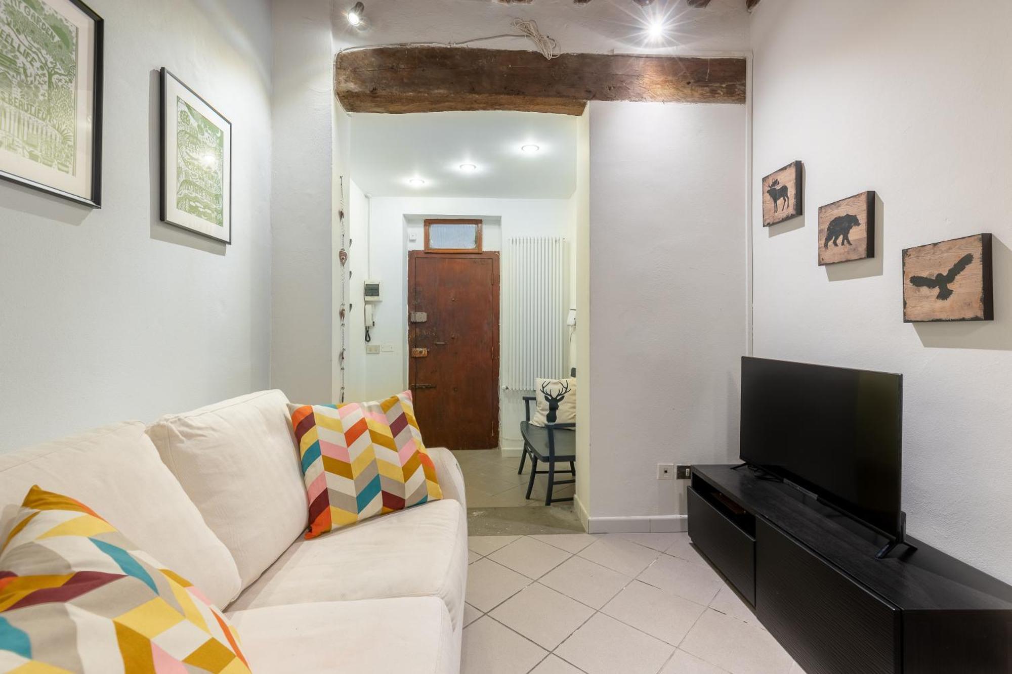Piazza Dei Cavalieri Confortable Apartment ปิซา ภายนอก รูปภาพ